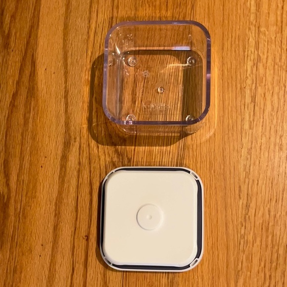 OXO - Pop Container - Small Square Mini - 0.4qt/0.4L -- EUC - Picture 5 of 6